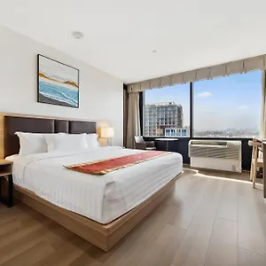 3* Hotel Ramada By Wyndham Flushing Queens
